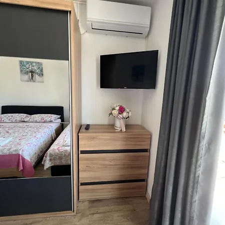 Nika Guest house